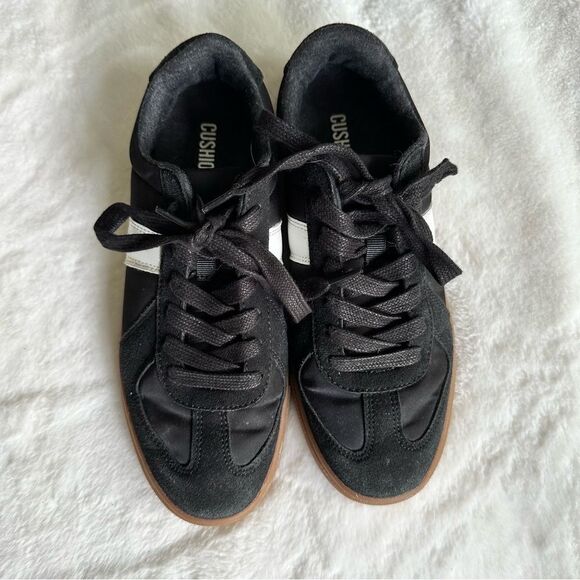 Cushionaire Women’s Bailey Sneaker Black White Size 7.5 - Picture 2 of 11